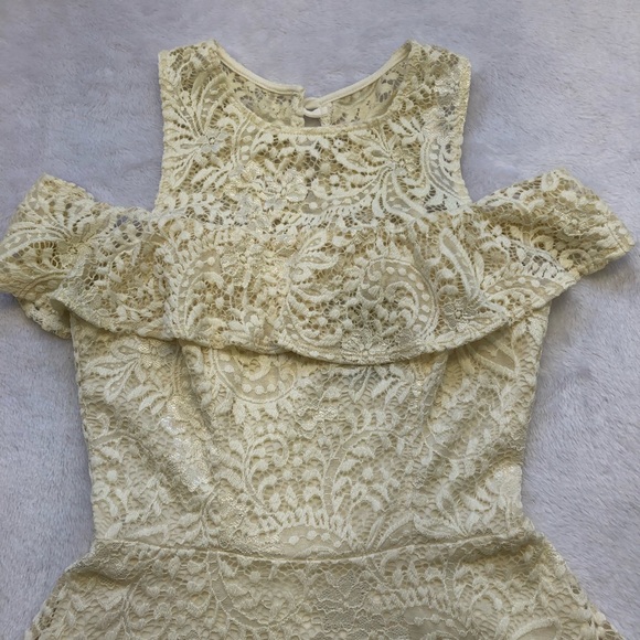 B Darling, Lace Dress, Size 5/6 - Picture 5 of 16